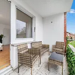 Appartement Design-wohnung I Balkon I Zentral I Kueche