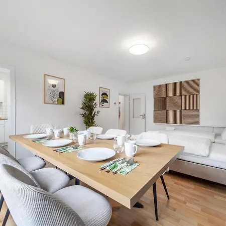 Design-wohnung I Balkon I Zentral I Kueche