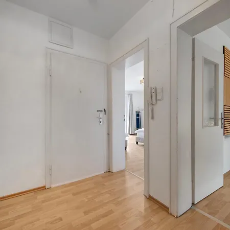 Design-wohnung I Balkon I Zentral I Kueche *