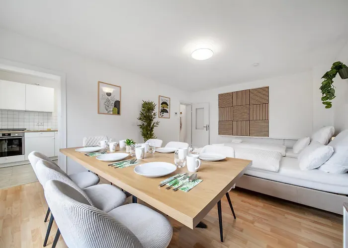 Design-wohnung I Balkon I Zentral I Kueche